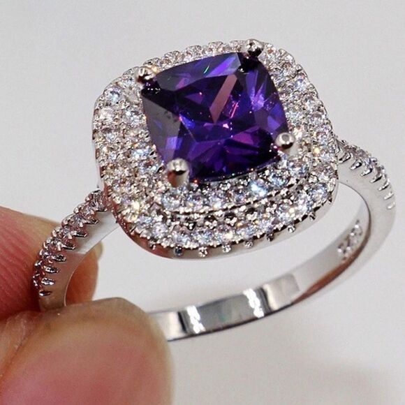 💎A079💎 *NEW DAINTY 925 STERLING SILVER DIAMOND HALO AMETHYST RING - Picture 2 of 6